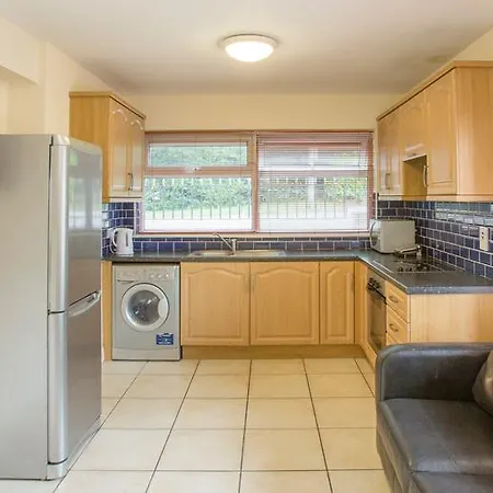 Abbeyville Apartament *